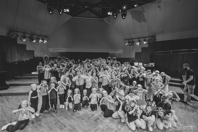 Kadr z występów SPACE Dance Studio (12)